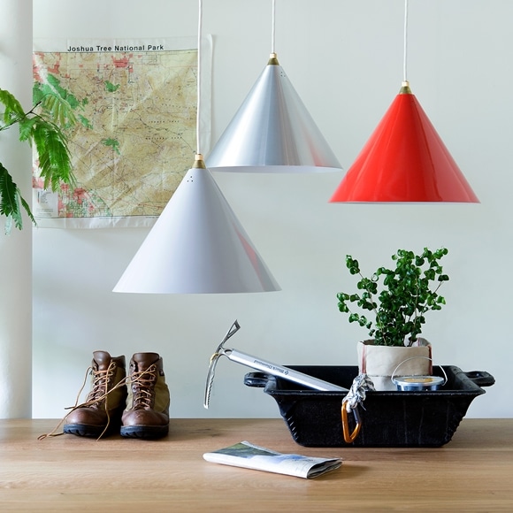 在庫限り】 BERG LAMP Aluminium｜ペンダントランプ｜IDEE SHOP Online