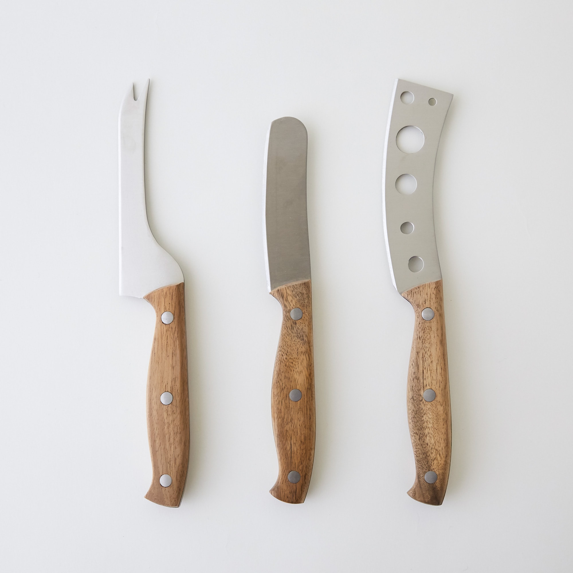 送料無料（一部地域を除く）】 チーズナイフ４本セット