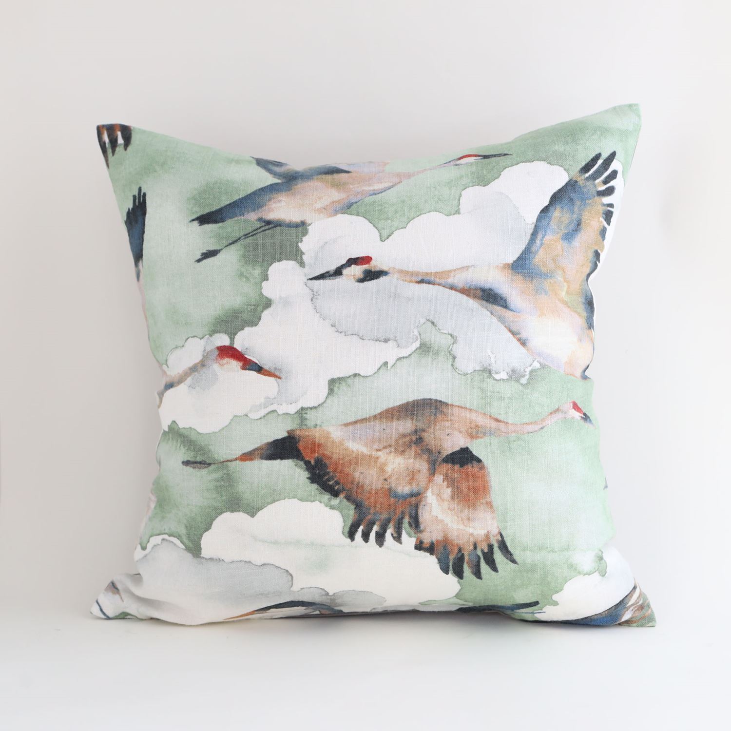 FABRICUT FLYBIRD クッションカバー 45cm角 モス|クッション FABRICUT FLYBIRD クッションカバー 45cm角 モス|クッション