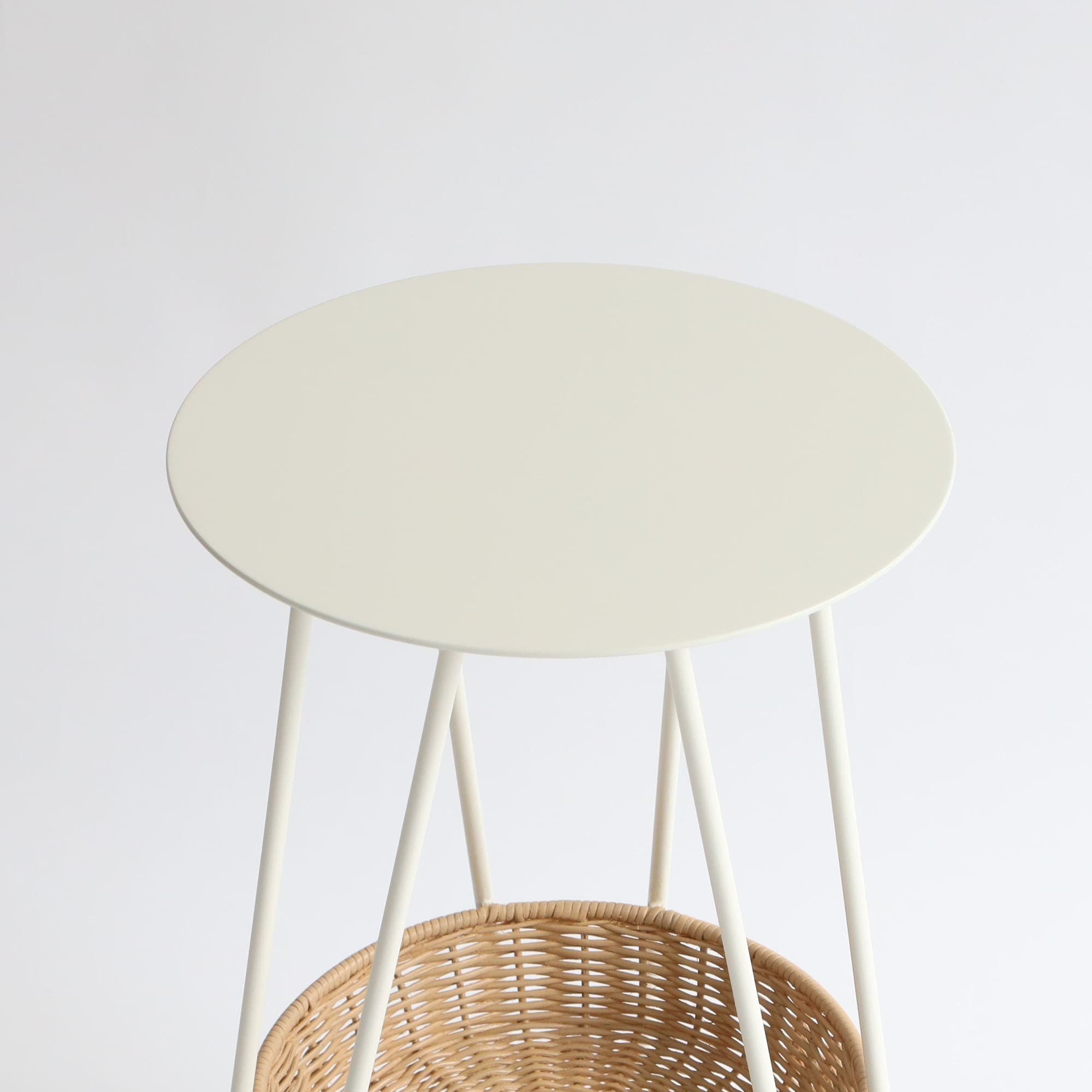 WALLABY SIDE TABLE White｜サイドテーブル｜IDEE SHOP Online