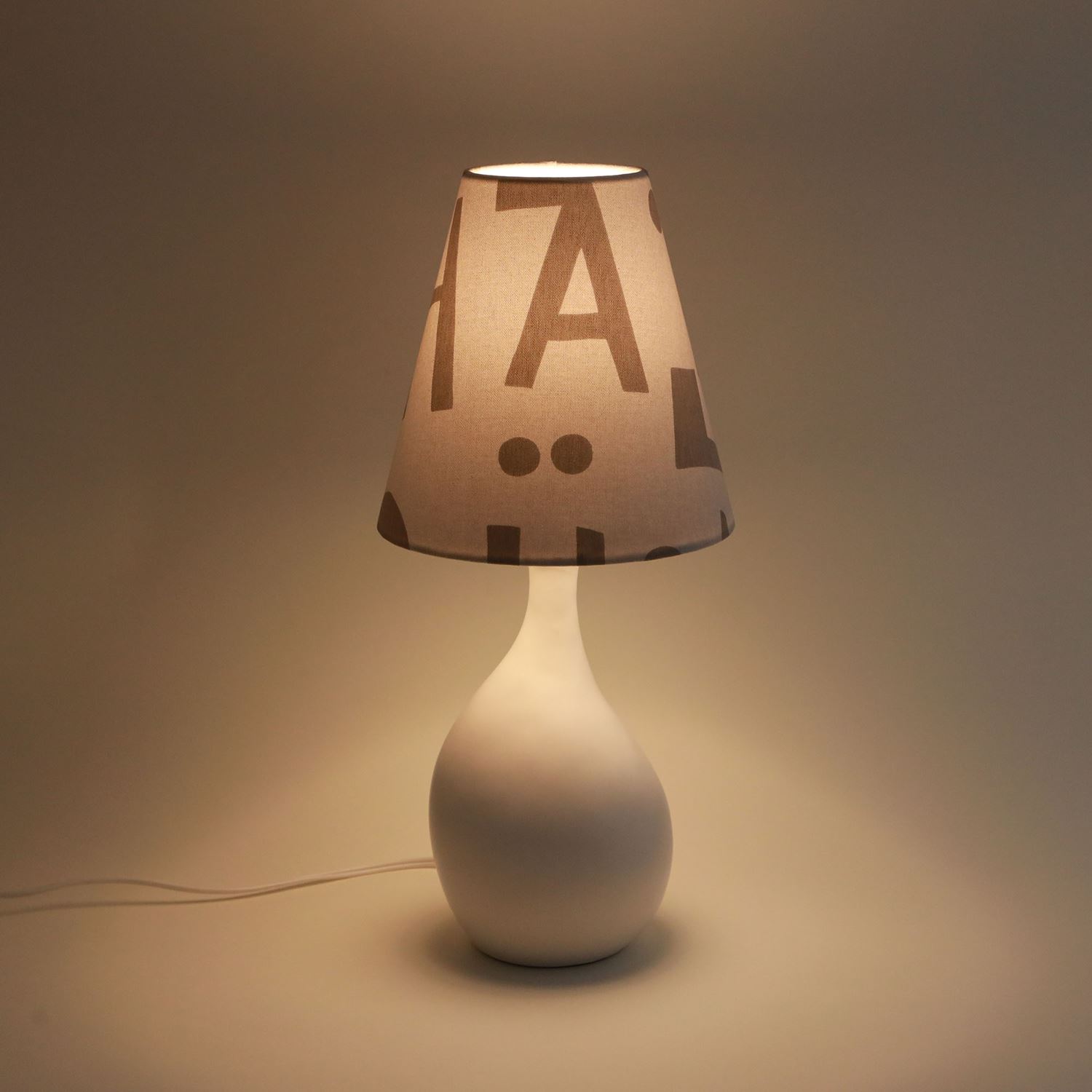 ☆【数量限定】AIL VASE LAMP White YUNOKI Alphabet｜テーブルランプ
