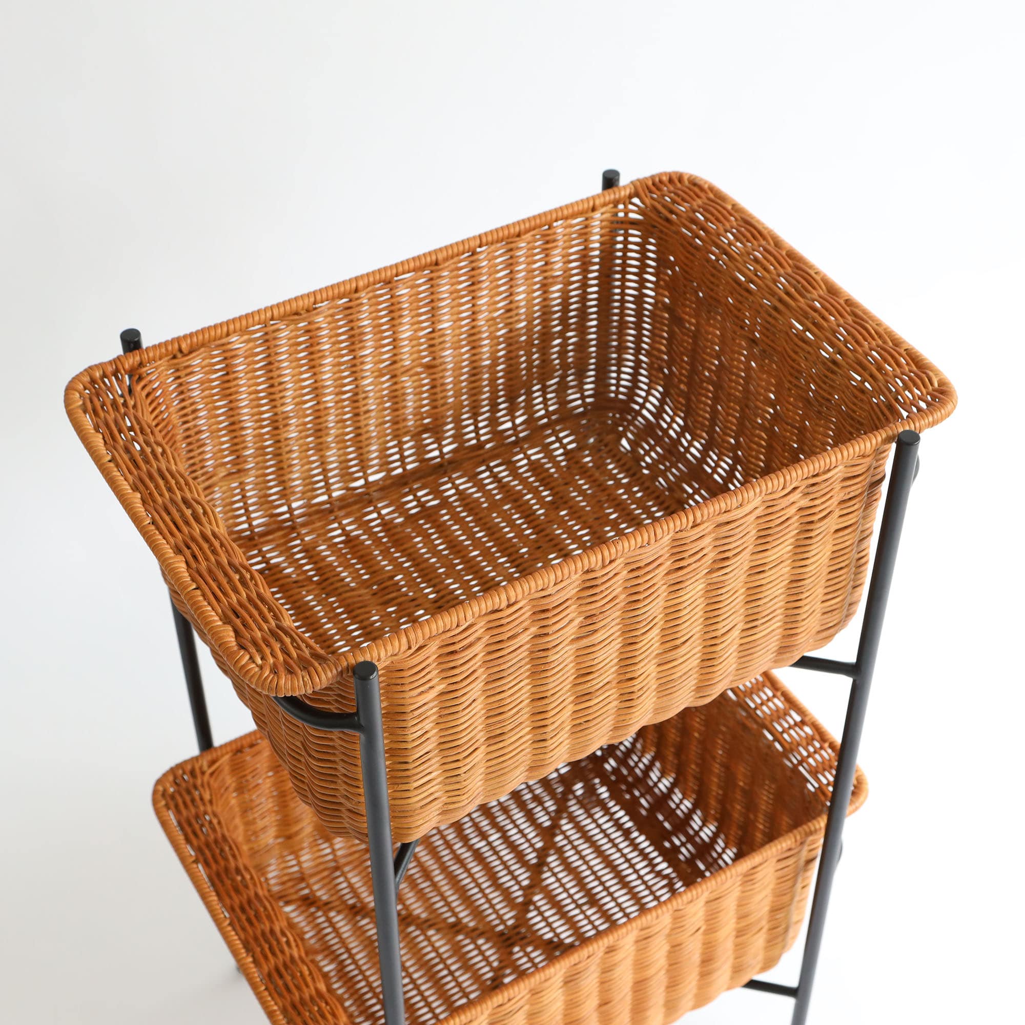 WALLABY BASKET STAND Black｜その他インテリアアクセサリ｜IDEE SHOP