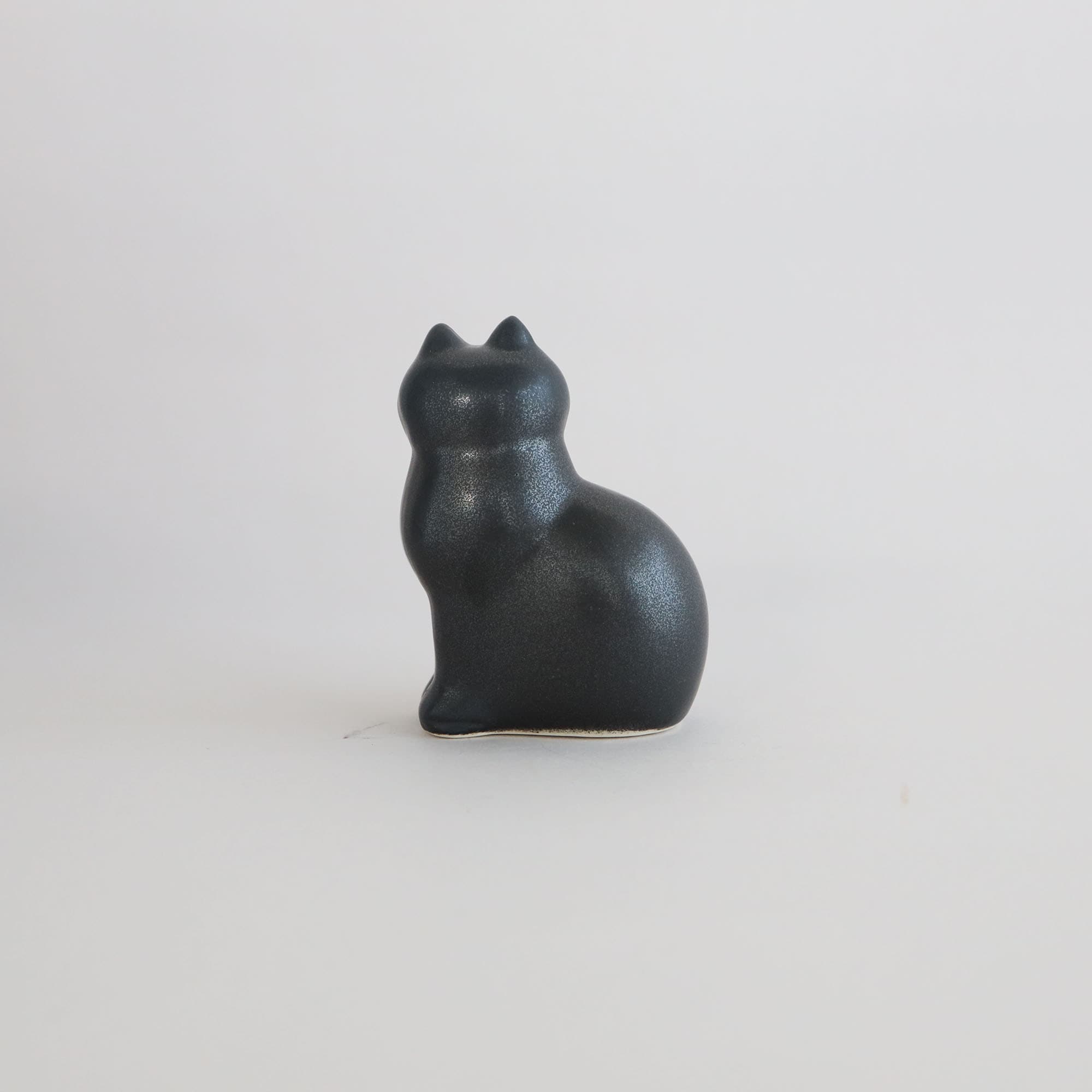 定番品】Lisa Larson Cat MANS Black Mini｜陶芸・ガラス作品｜IDEE 