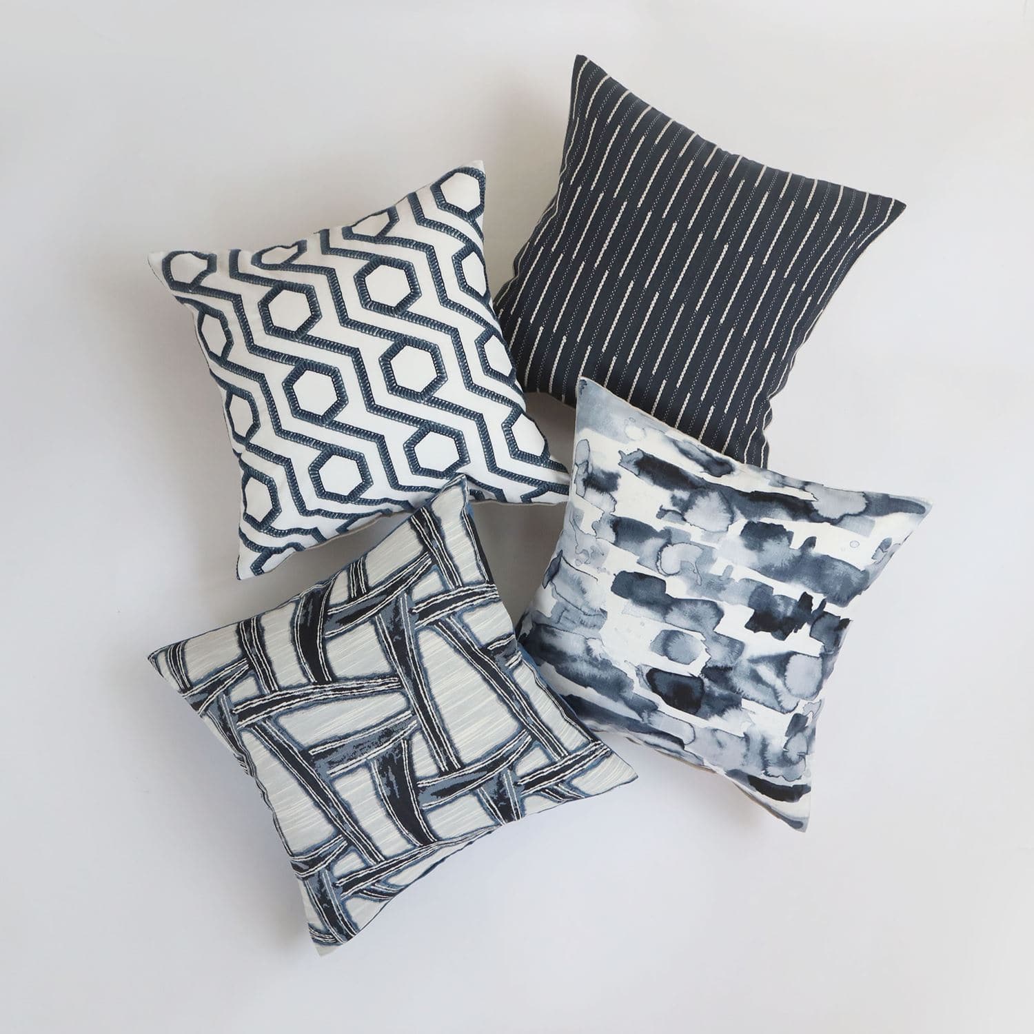 ☆FABRICUT クッションカバー 40cm角 ARKAODA｜クッション｜IDEE SHOP 