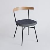 y݌Ɍzy݌ɕizFERRET CHAIR Black frame × OREILLER Navy