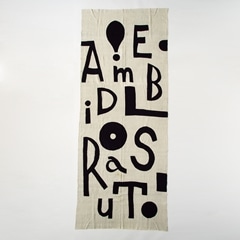 柚木沙弥郎 「アルファベット」｜EXHIBIT WORKS｜IDEE SHOP Online