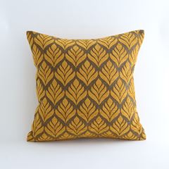 B&B SOFT LOTUS LEAF クッションカバー 40cm角 イエロー｜クッション